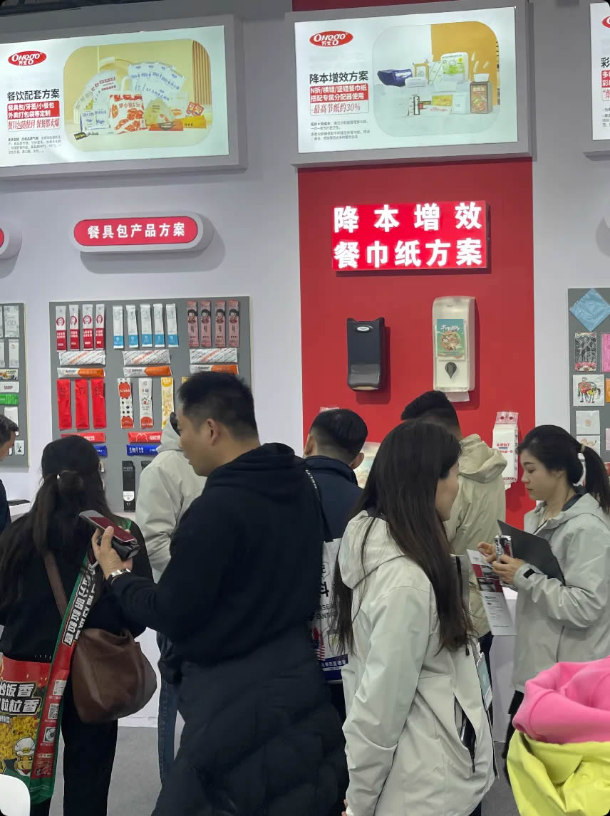 現(xiàn)場(chǎng)直擊｜開展首日萬戈展臺(tái)獲贊無數(shù)